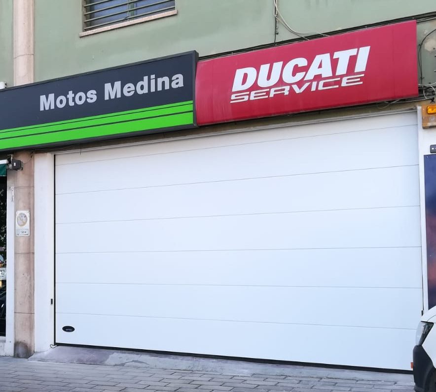 puerta-seccional-alicante-e1573928899555