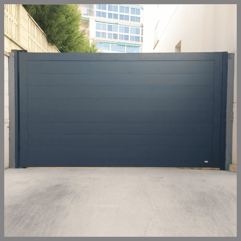 Puertas Batientes Aluminio para garaje en Alicante